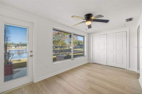 4324 Summersun Drive, New Port Richey FL - photo 16 of 43