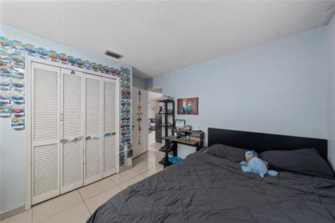 2062 Tropic Bay Court, Orlando FL - photo 17 of 34