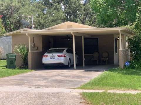 1406 Pembrook Drive, starter home for sale in Leesburg