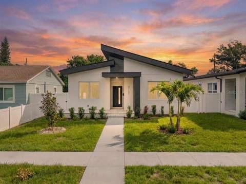 3121 Queen Street, home for sale in St. Petersburg 33713