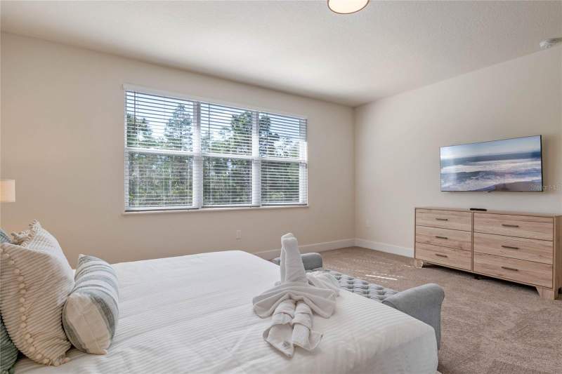 4 bedroom Townhouse at 17244 Blessing Drive, Hidden Forest At Silver Creek, Clermont — photo 2