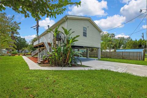 5610 Ramada Street, Weeki Wachee FL - photo 6 of 60