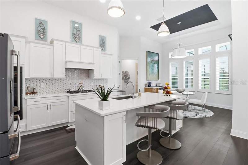 4 bedroom Single Family Residence at 418 N Cherry Pop Drive, Inverness, Inverness — photo 3