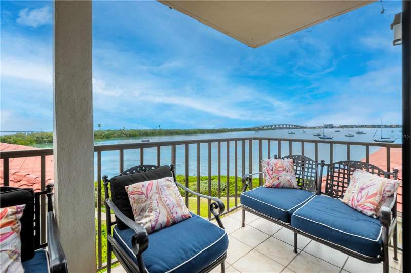 Bahia Del Mar