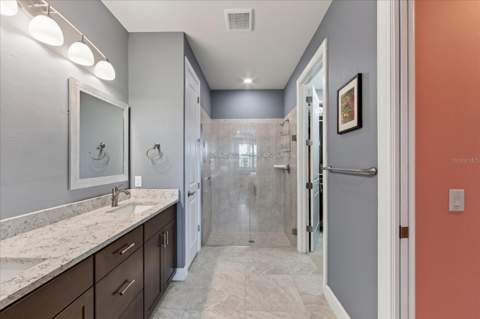 6927 Holbrook Cove, Lakewood Ranch FL - photo 24 of 92
