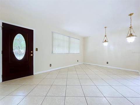 17932 Wendy Sue Avenue, Hudson FL - photo 7 of 98