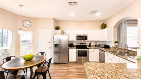 7772 Basnett Circle, Kissimmee FL - photo 19 of 79