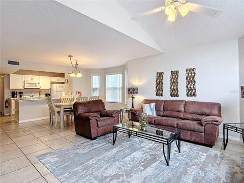 8710 Rain Forest Place #B, Kissimmee FL - photo 6 of 28