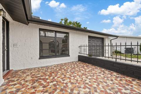 9401 Glen Moor Lane, Port Richey FL - photo 9 of 44