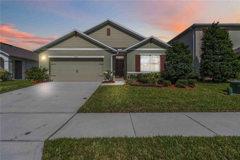 4 bedroom Single Family Residence at 4022 Silverstream Terrace, Riverbend At Cameron Heights, Sanford — photo 3