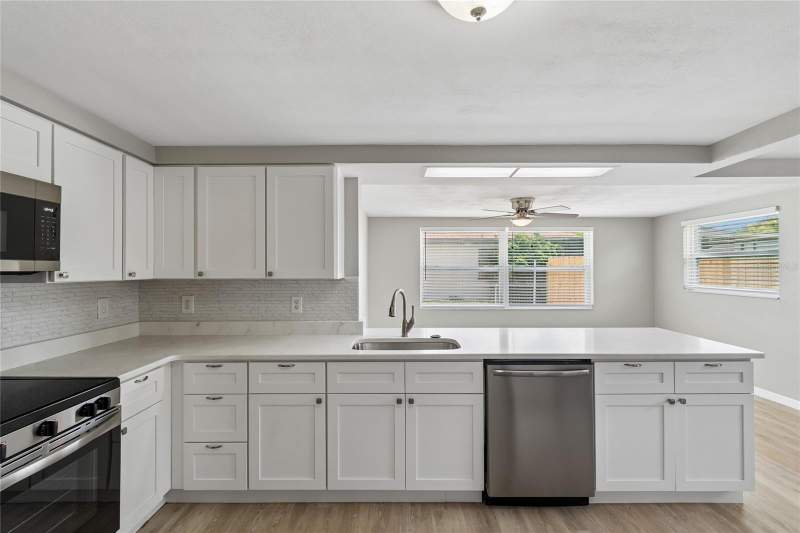 2 bedroom Single Family Residence at 11130 Tamarix Ave, Palm Terrace Gardens, Port Richey — photo 4