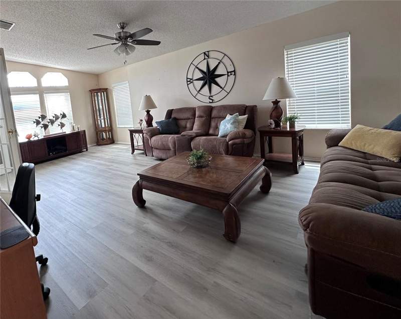 2 bedroom Modular Home at 1100 Belcher Road #406, Fairway Village Mobile Home Park Unrec, Largo — photo 2