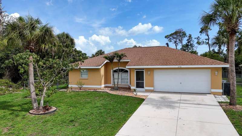 3 bedroom Single Family Residence at 3781 Wayward Avenue, Port Charlotte Sub 10, North Port — photo 1