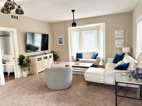 551 Omaha Street, Palm Harbor FL - photo 9 of 39