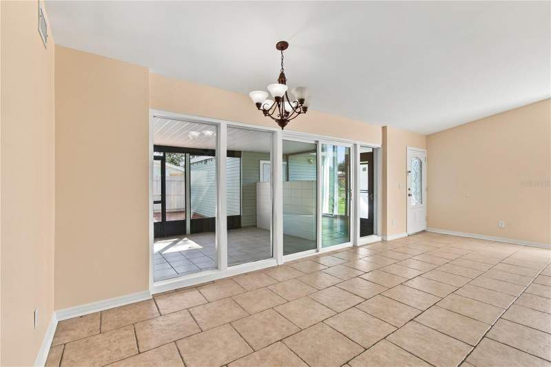 3 bedroom Single Family Residence at 10312 Lake Carroll Way, Carrollwood Sub Unit 2, Tampa — photo 5