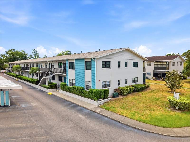 2 bedroom Condominium at 5967 Terrace Park Drive #201, Terrace Park Of Five Towns, St Petersburg — photo 2