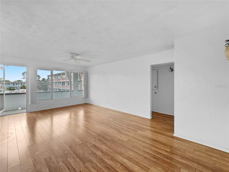 2 bedroom Condominium at 4300 58th Street #1915, Clearview Oaks Paradise, Kenneth City — photo 5