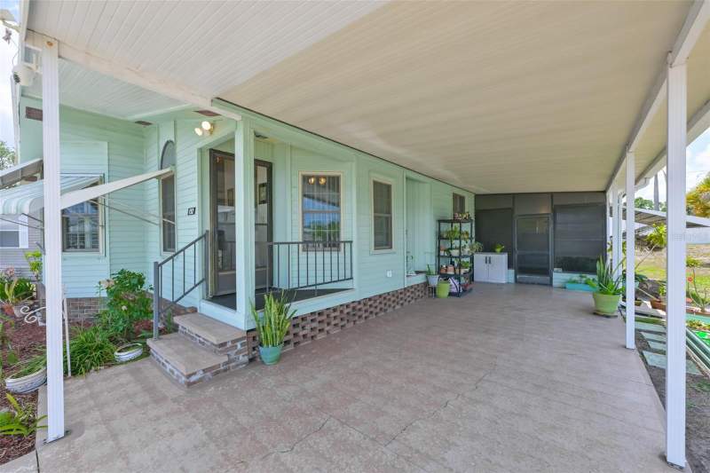 2 bedroom Manufactured Home at 192 S Port Royal Lane, Caribbean Isles Residential Co, Apollo Beach — photo 2