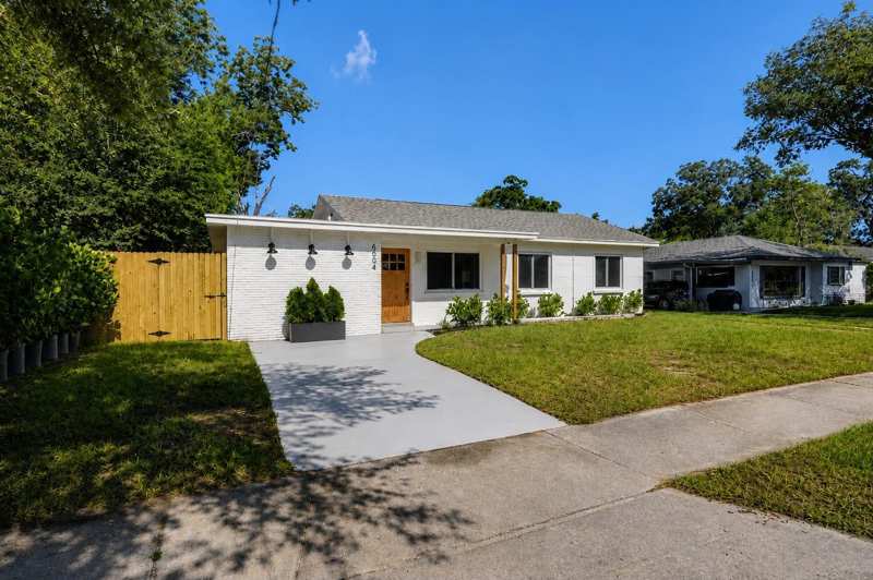4 bedroom Single Family Residence at 6504 N 20th Street, Stephen Foster Highlands, Tampa — photo 1