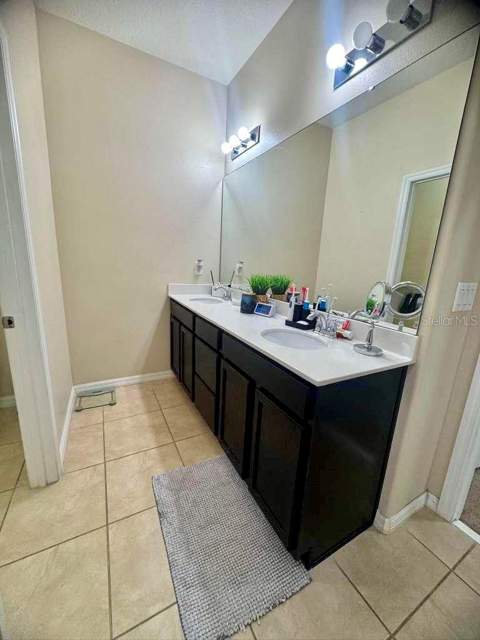 2515 Nouveau Way, Kissimmee FL - photo 12 of 36
