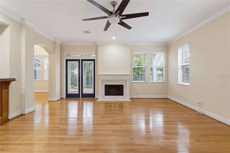 4 bedroom Townhouse at 2889 Bayshore Trails Drive, Bayshore Trails Townhomes, Tampa — photo 4
