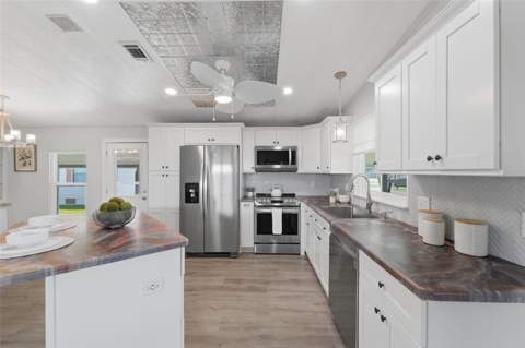 2116 Kona Drive, Holiday FL - photo 6 of 18