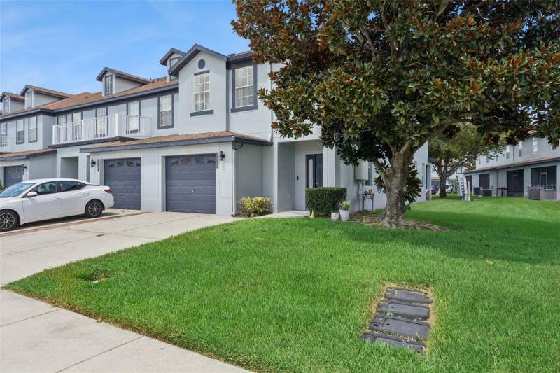 3 bedroom Townhouse at 2925 ASHLAND LANE, TOWNHOMES OF FLORA RIDGE PH 2, KISSIMMEE — photo 2