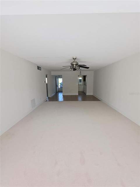 4580 Overlook Drive #190, St Petersburg FL - photo 7 of 44