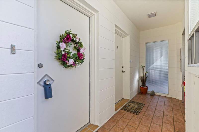 1 bedroom Condominium at 1036 North Shore Drive #1, Whispering Waters, St Petersburg — photo 3