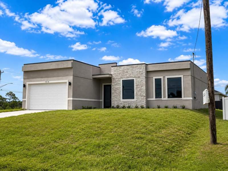 3 bedroom Single Family Residence at 1610 NE 34th Street, Cape Coral, Cape Coral — photo 4