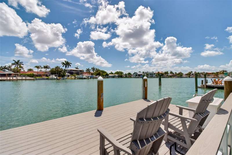 South Cswy Isle Yacht Club