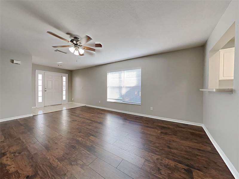 4 bedroom Single Family Residence at 404 Summer Sails Drive, Somerset Tr A-2, Valrico — photo 3