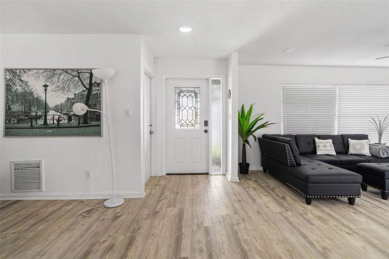 3 bedroom Single Family Residence at 5809 Imperial Key, Tampa Shores Unit 7, Tampa — photo 5