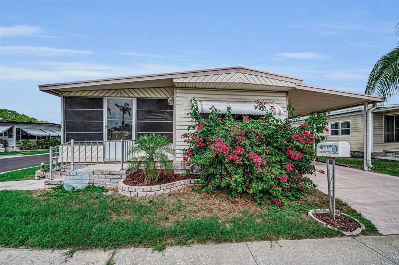 2 bedroom Mobile Home at 10539 Tahitian Lane #112, Holiday Shores Mobile Park Unrec, Largo — photo 2