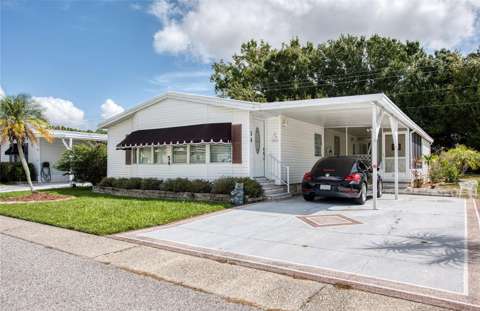 34 Pelican Drive, golf community for sale in Oldsmar