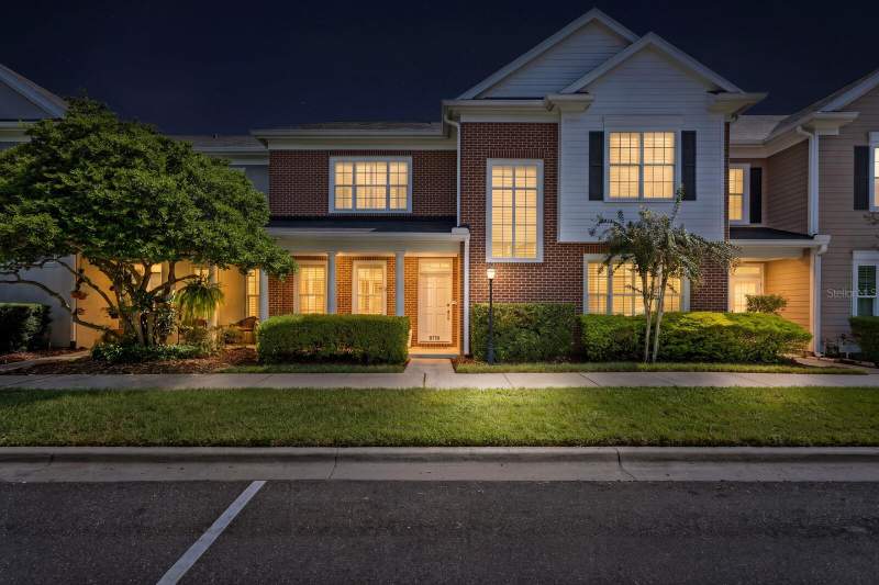 3 bedroom Townhouse at 908 Harbour Bay Drive, The Townhomes At Harbour Bay Phase 3, Tampa — photo 2