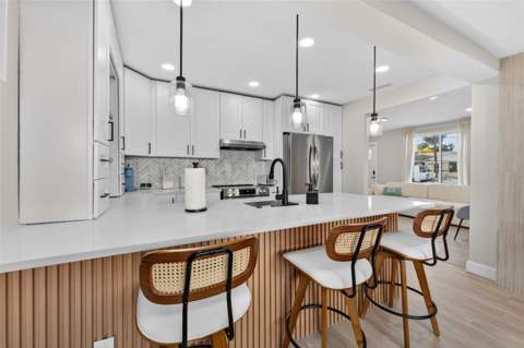510 79th Avenue, St Pete Beach FL - photo 8 of 37