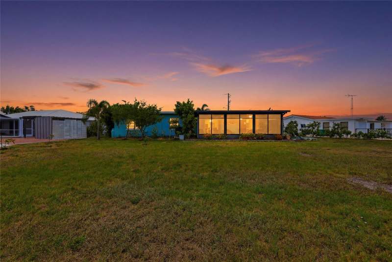 3 bedroom Single Family Residence at 21444 Higgs Drive, Port Charlotte Sec 006, Port Charlotte — photo 2