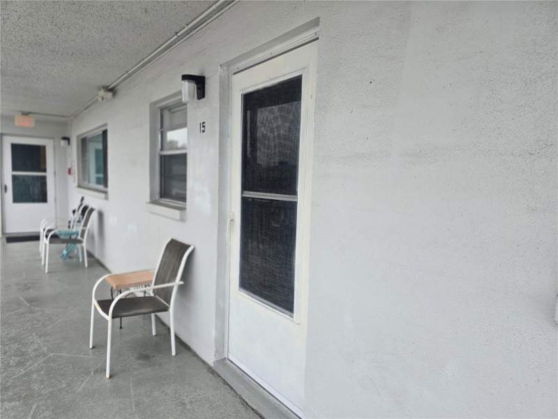 1 bedroom Condominium at 5356 81st Street #15, Paradise Shores, St Petersburg — photo 2