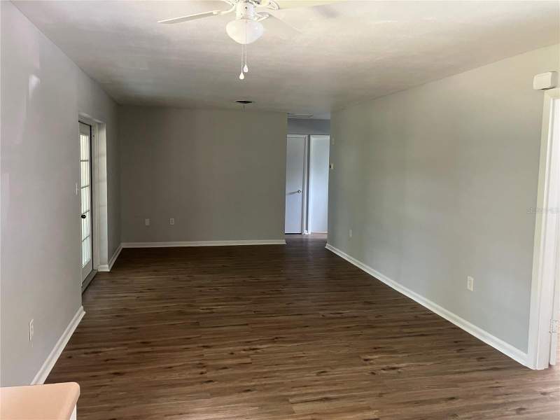 3 bedroom Single Family Residence at 2013 Live Oak Drive, Spring Lake Manor, Fruitland Park — photo 5