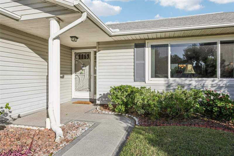 2 bedroom Single Family Residence at 26209 Newcombe Circle, Highland Lakes Ph 01B, Leesburg — photo 3