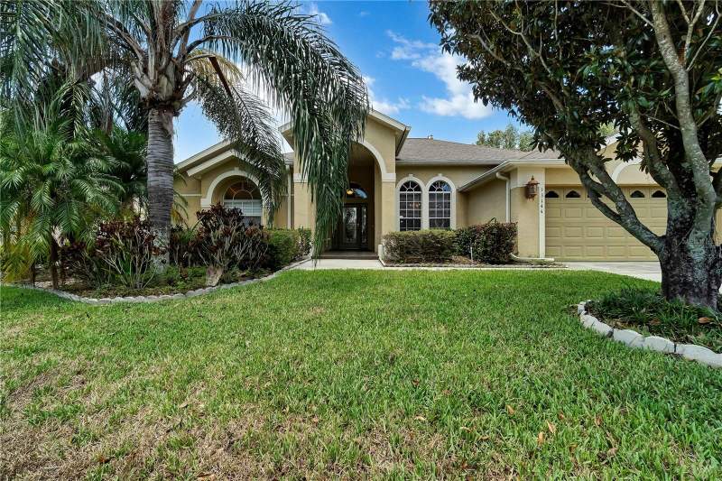 4 bedroom Single Family Residence at 13144 Coldwater Loop, Overlook At Lake Louisa, Clermont — photo 2