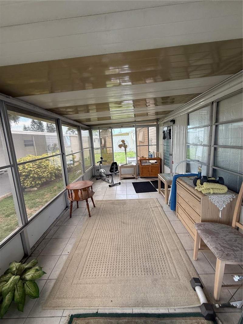 2 bedroom Mobile Home at 7880 54th Avenue #47, Club Chalet Unrec Mhp, St Petersburg — photo 2