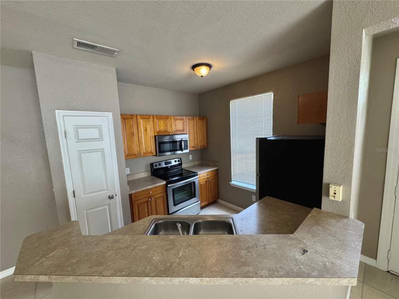 1 bedroom Condominium at 9061 LEE VISTA BOULEVARD #1306, CENTRAL PARK ON LEE VISTA, ORLANDO — photo 5
