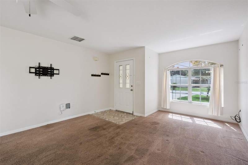 3 bedroom Single Family Residence at 1601 Wyoming Avenue, St Cloud 2nd Town Of, St Cloud — photo 5