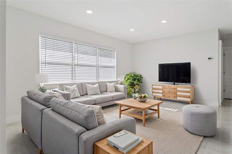 2 bedroom Single Family Residence at 540 Milwaukee Avenue, Pleasant View Terrace 3rd Add, Dunedin — photo 3
