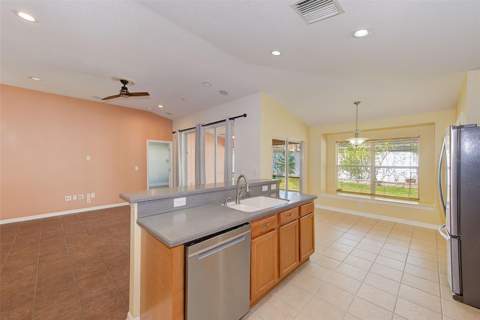 422 Down Pine Drive, Seffner FL - photo 15 of 40