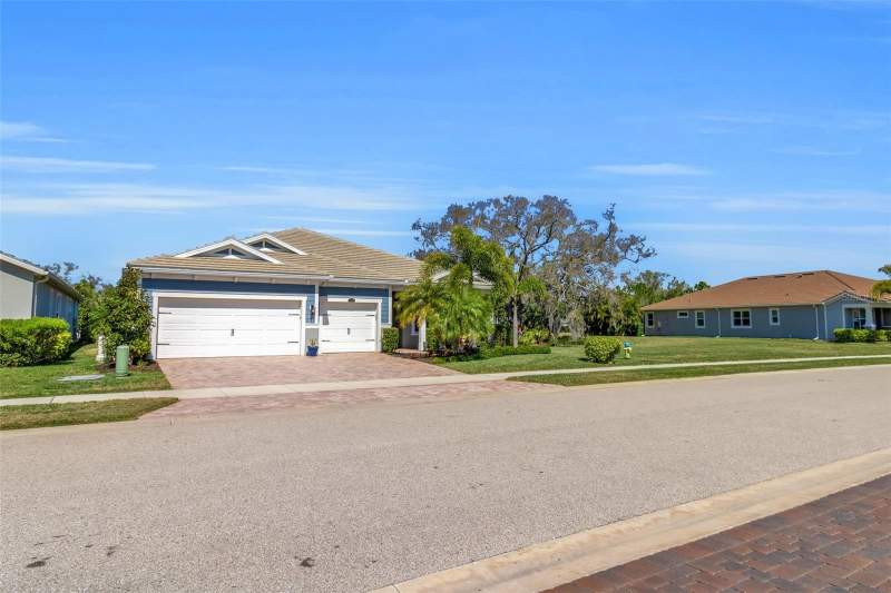 3 bedroom Single Family Residence at 5649 Long Shore Loop, Sunrise Preserve Ph 2, Sarasota — photo 3