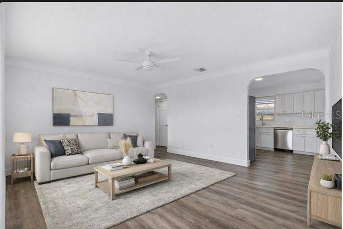 2 bedroom Single Family Residence at 211 89TH AVENUE, SUN-LIT SHORES, ST PETERSBURG — photo 4