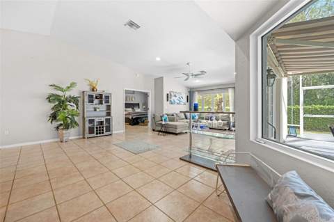 9354 Mississippi Run, Weeki Wachee FL - photo 16 of 78